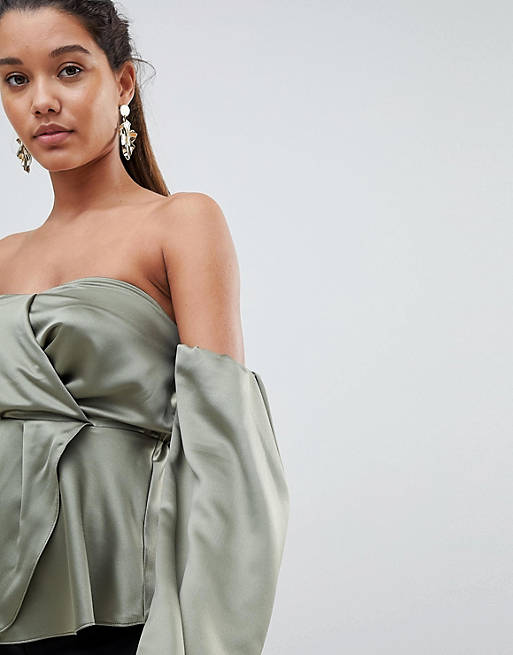 Chaki palaidinė atvirais pečiais Chaki palaidinė atvirais pečiais